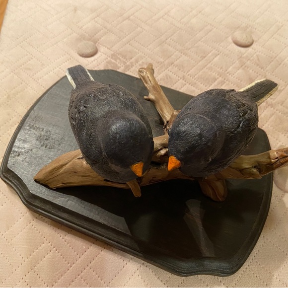 Hand made - Bird carving - dark eyed junkos - handcrafted - Picture 11 of 13